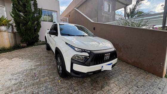 FIAT TORO 1.3 TURBO 270 FLEX ENDURANCE AT6 FIAT TORO 1.3 TURBO 270 FLEX ENDURANCE AT6
